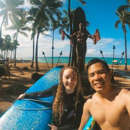 Last Day on Oahu – Surfing Waikiki and Flying Home
